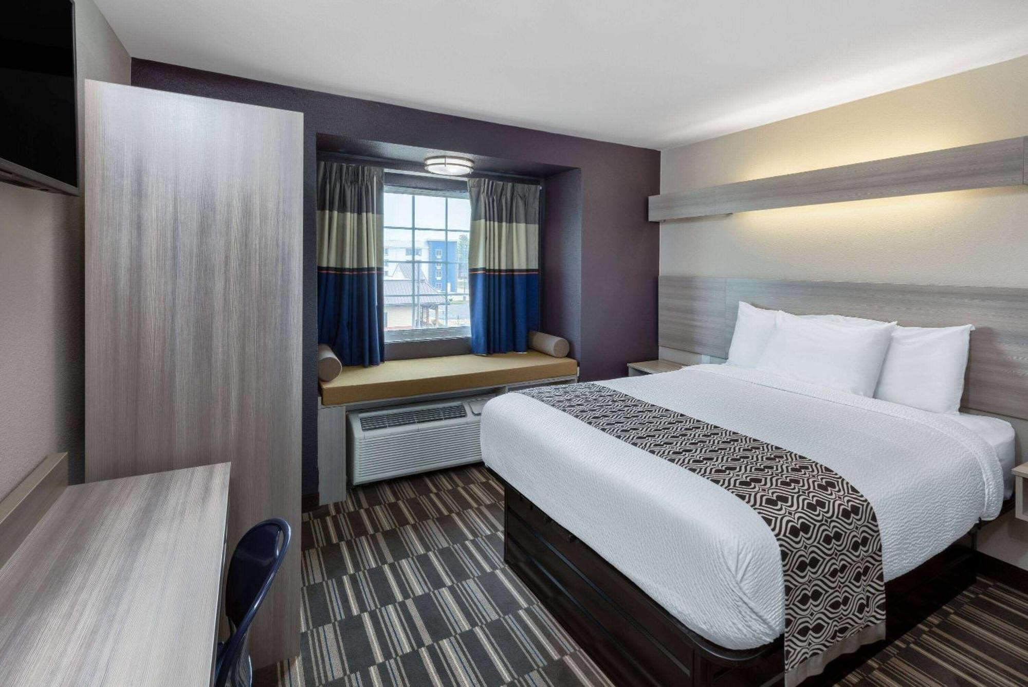 Microtel Inn & Suites By Wyndham Боузър Сити Екстериор снимка