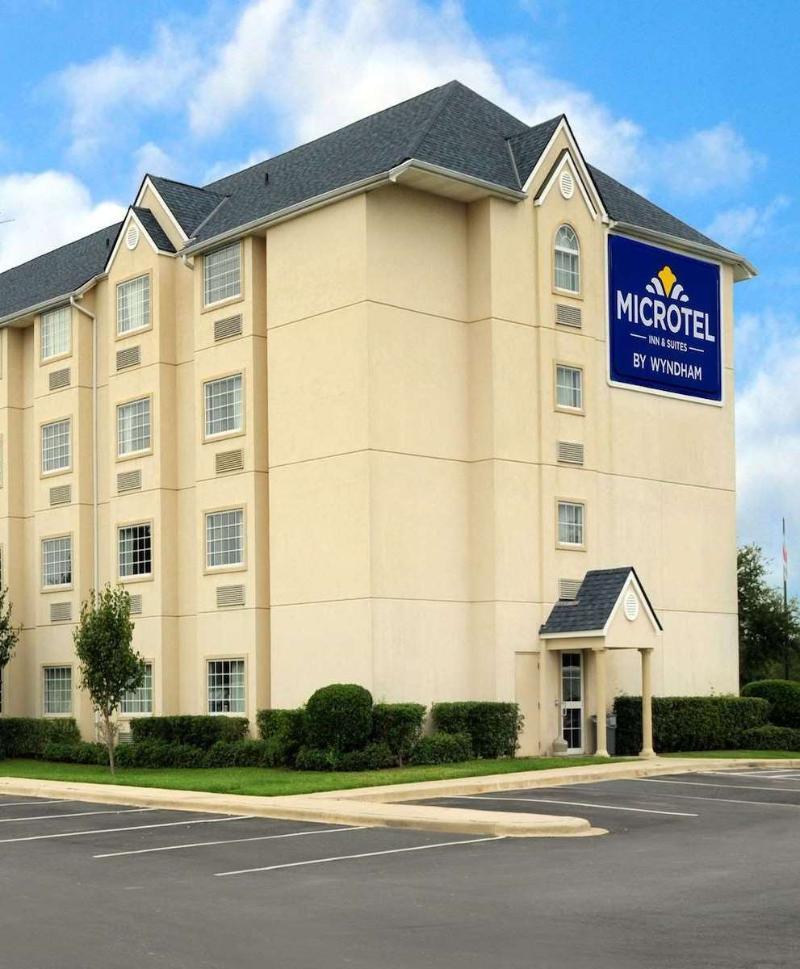 Microtel Inn & Suites By Wyndham Боузър Сити Екстериор снимка